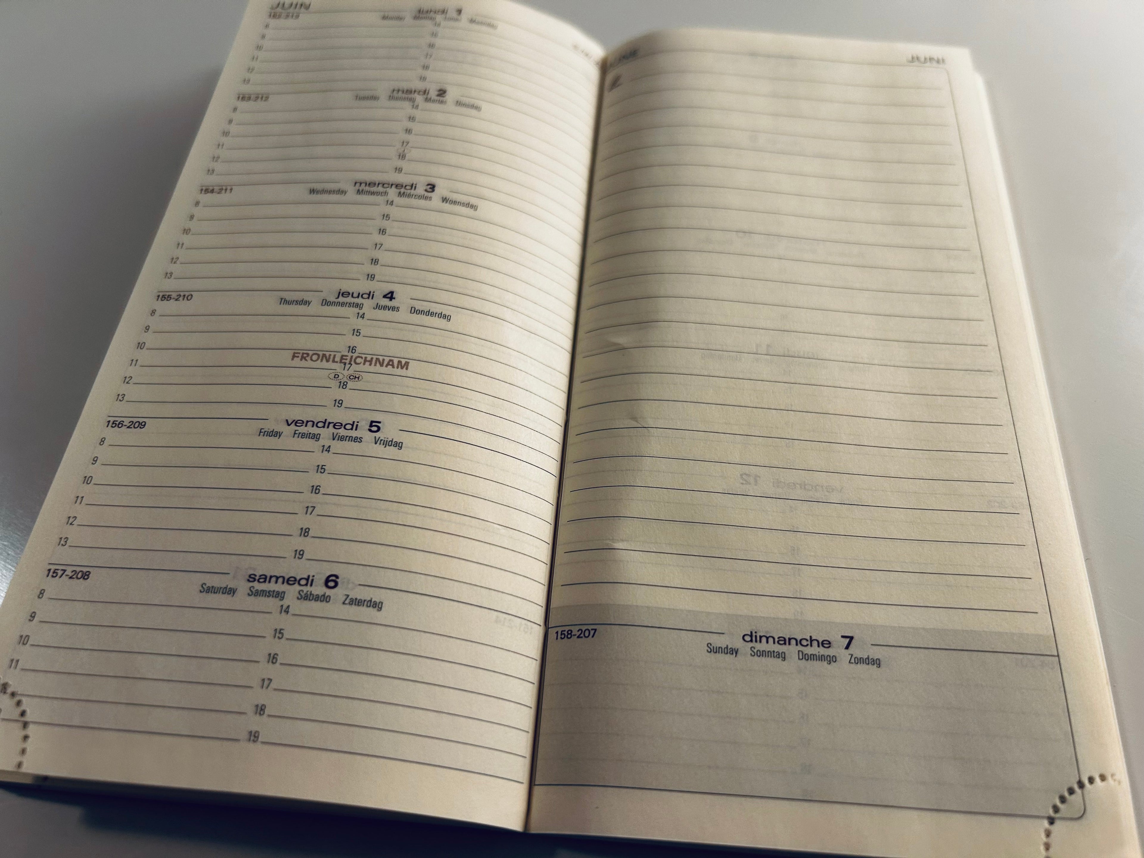 Espace 17 - 9x17,5cm